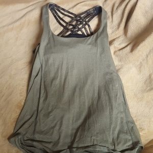 Euc Lululemon Wild Tank Camo Green 8